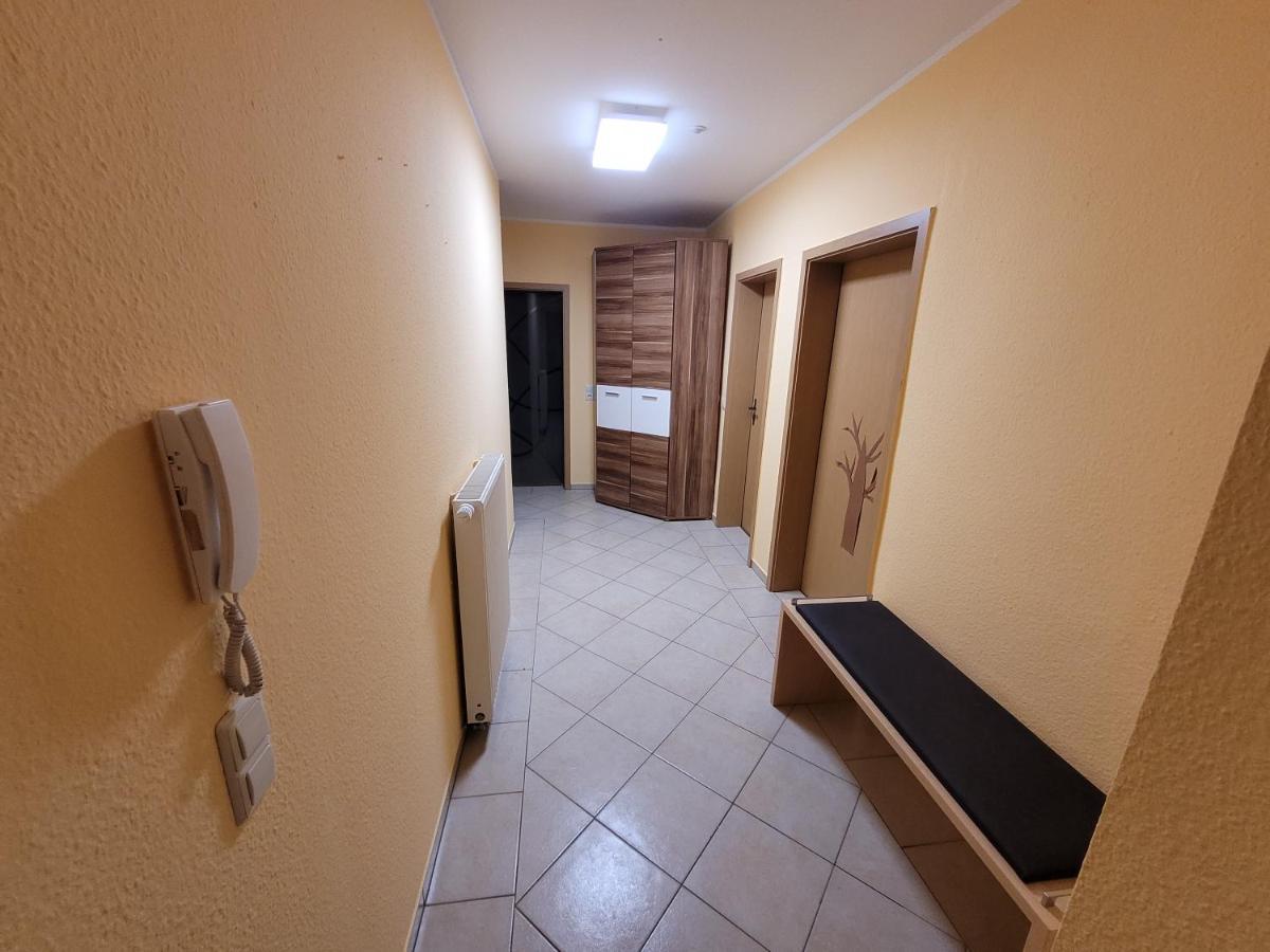 Familienfreundliche Fewo MV Malchin Exterior foto