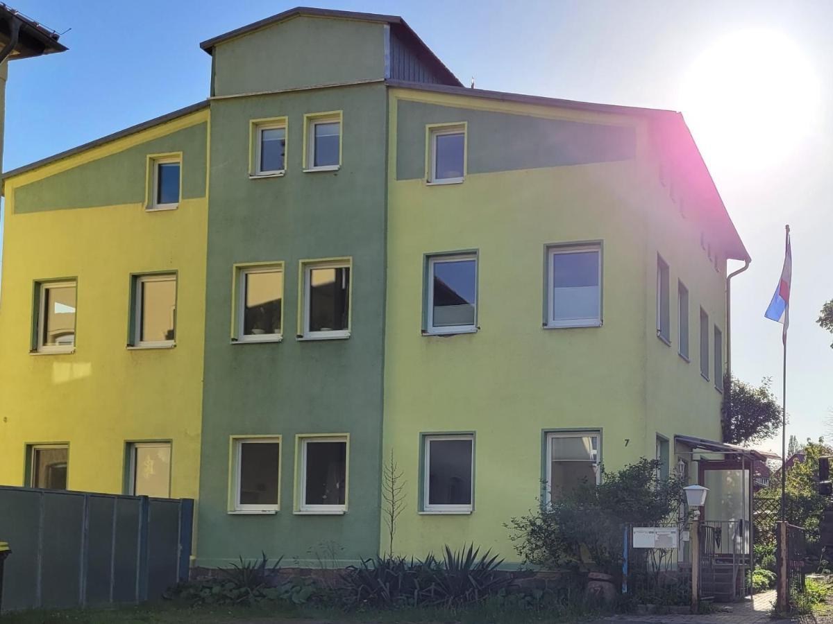 Familienfreundliche Fewo MV Malchin Exterior foto